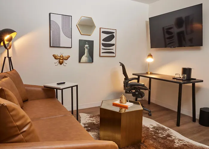 Hive House, Unscripted By Hyatt
