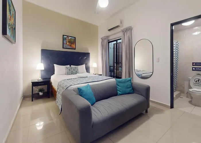 Hotel Tau Art Residence
