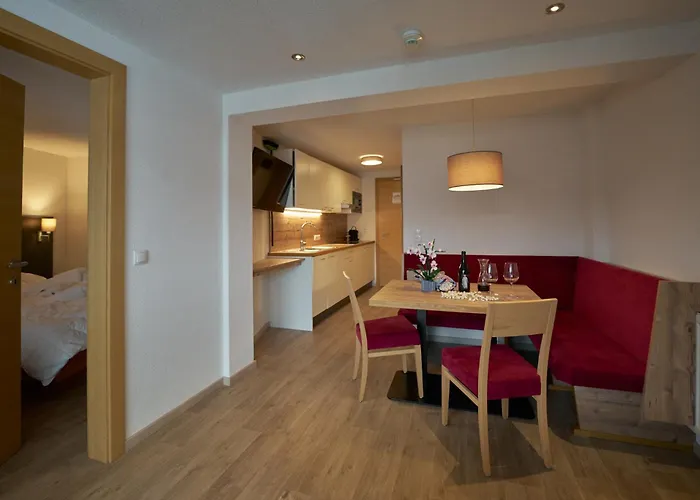 Collina Hotel Garni