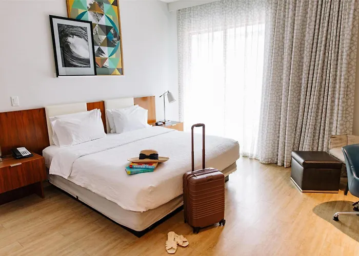 Hampton Inn&Suites Santa Monica