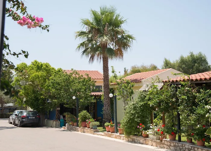 Fournia Village