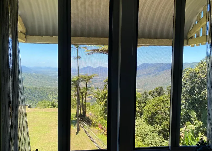Eungella Chalet Hotel