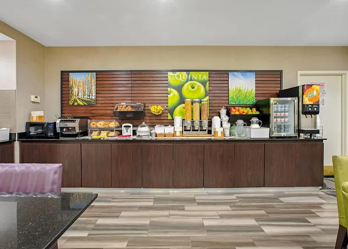 La Quinta By Wyndham Dfw Airport South / Irving