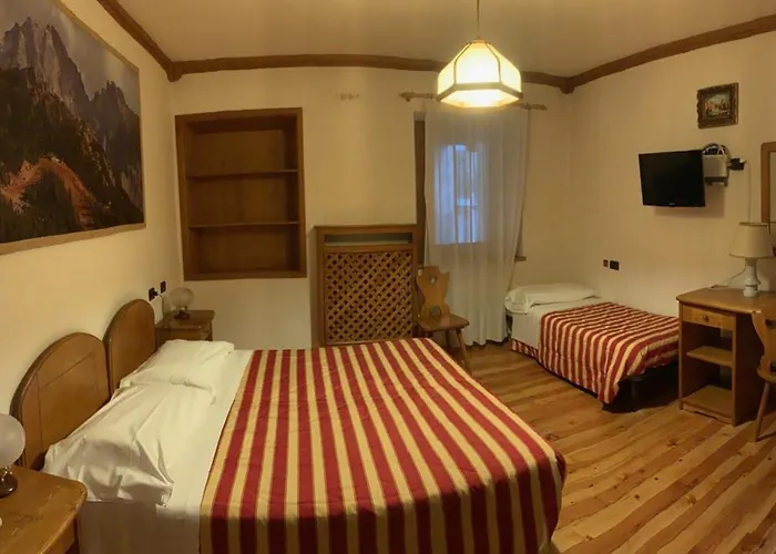 Albergo Garni Ajarnola