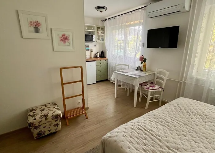 Villa Mint&Lavender ID1O1674