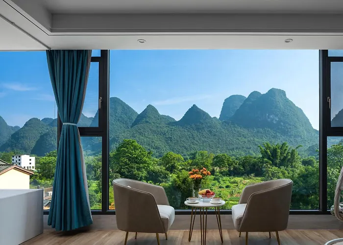 Yangshuo Lakeside Inn