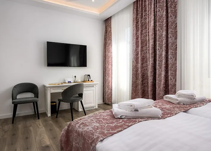 Boutique Hotel Golden Key - Porec - Bed & Breakfast