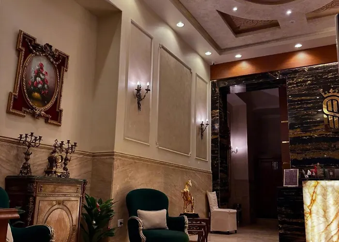 Savoy Hotel Elminya