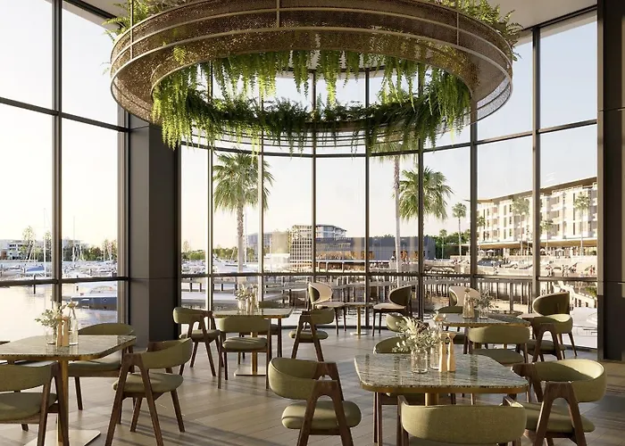 Crowne Plaza Shell Cove Marina By Ihg