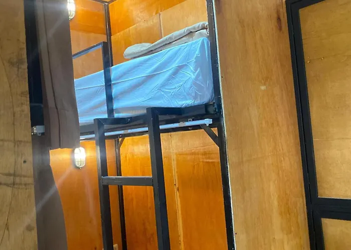 Fi Hostel Kuta Lombok