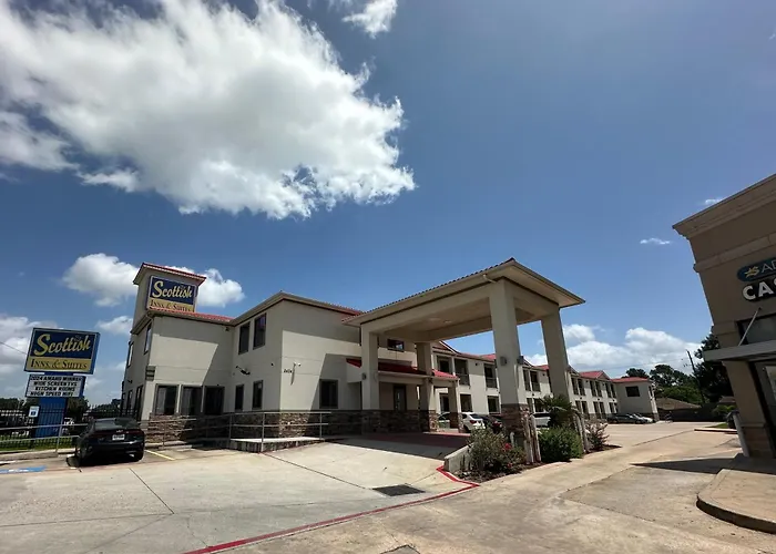 Scottish Inn And Suites