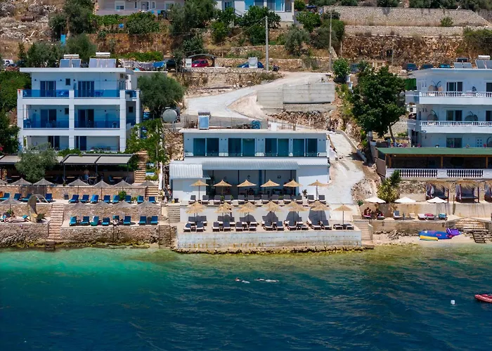 Lluka Sea Side