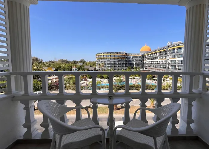 Conny'S Hotel (Adults Only)