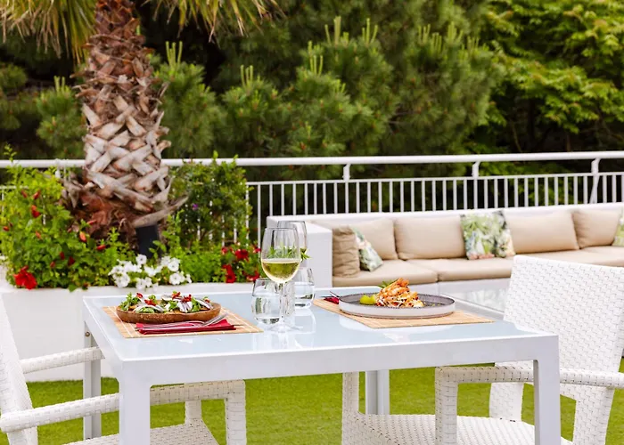 Duparc Hotel