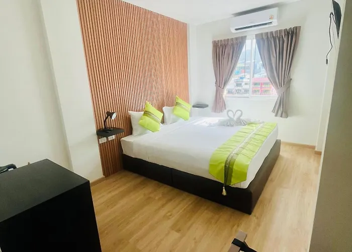 28 Boutique Hotel - Newly Renovated
