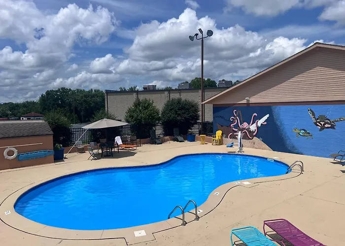 Clarion Pointe Jasper