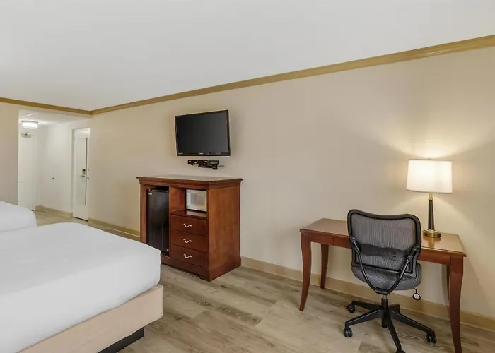 Best Western Plus Morristown Inn-Florham Park