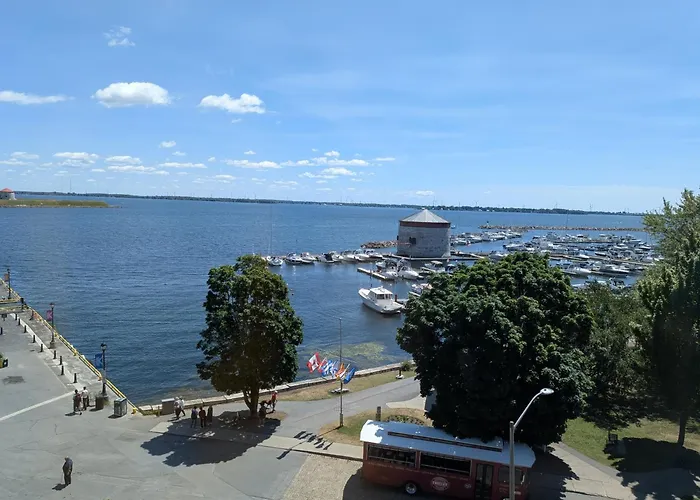 Confederation Place Hotel