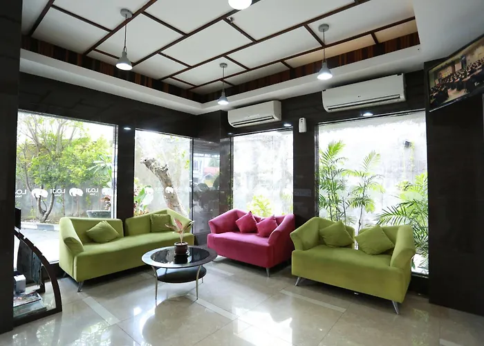 Loji Hotel