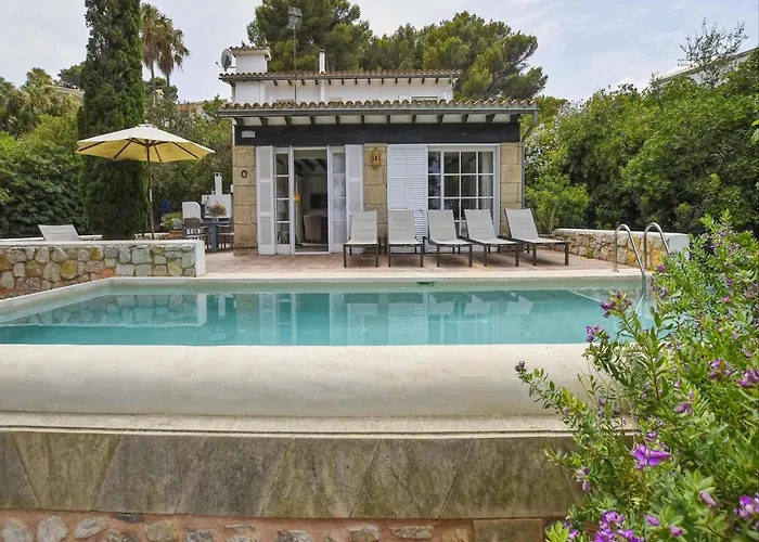 Villa In Cala Ratjada With Sea Views And Pool