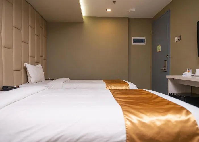 Felicity Island Hotel