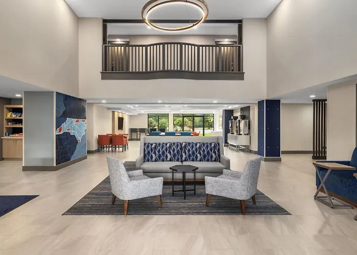 Holiday Inn Express Fayetteville Fort Bragg By Ihg