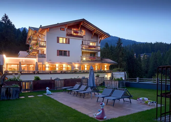 Hotel Der Waldhof - Unique - A Hidden Gem - Nature - Organic - Eco