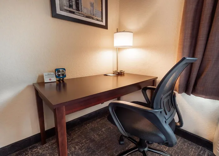 Cobblestone Inn & Suites - Big Lake
