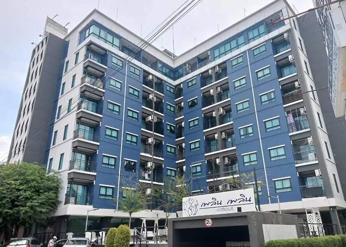 Ploen Ploen Residence