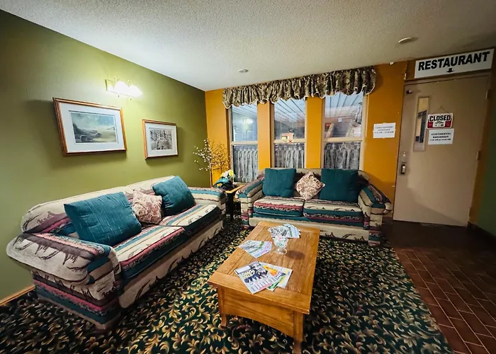 Airport Motor Inn
