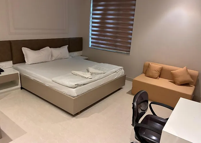 Swarn Hotel