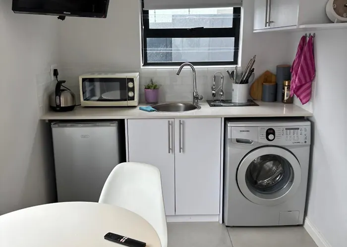 Studio Apartment In Cape Town