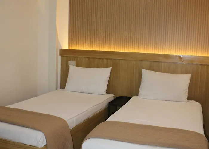 Stone House Hotel Manila