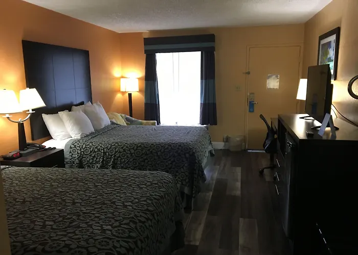 Days Inn By Wyndham Sarasota Bay