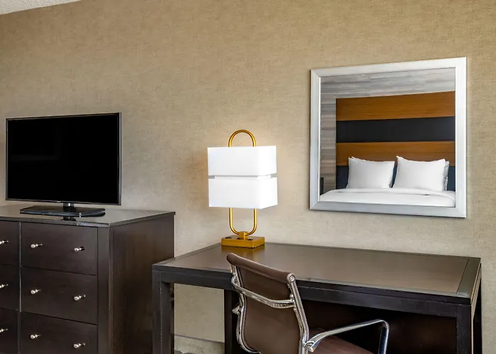 Doubletree By Hilton Hotel Denver - Aurora
