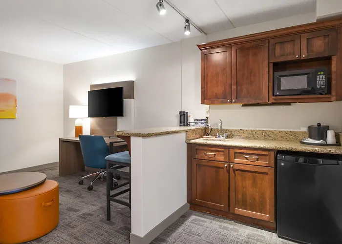 Comfort Inn & Suites Watertown - 1000 Islands