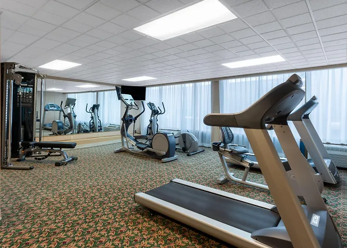 Ramada By Wyndham Reno Hotel & Casino