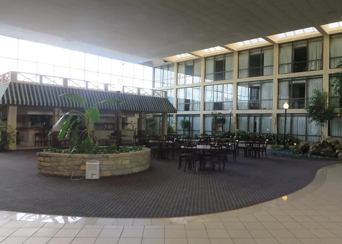 Days Inn By Wyndham Columbus Airport