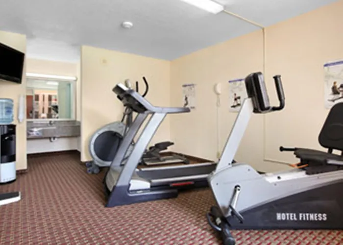 Ramada By Wyndham Wytheville