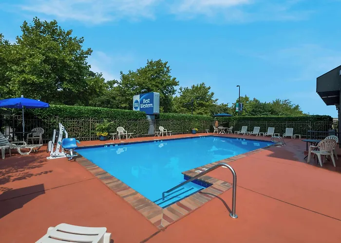 Best Western Hampton Coliseum Inn