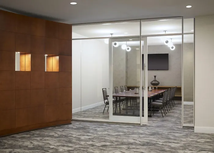 Delta Hotels By Marriott Ottawa City Centre