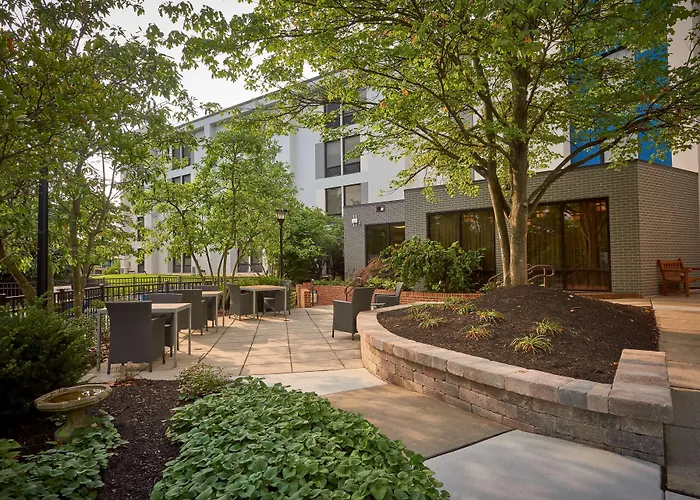 Hampton Inn By Hilton Harrisburg West