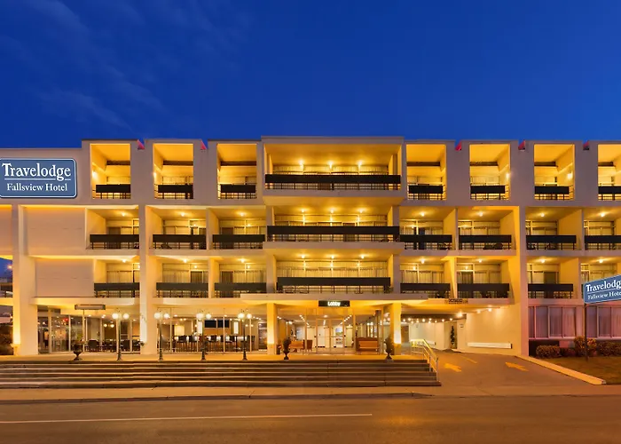 Travelodge By Wyndham Niagara Falls Fallsview