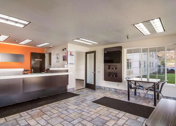 Motel 6-The Dalles, Or
