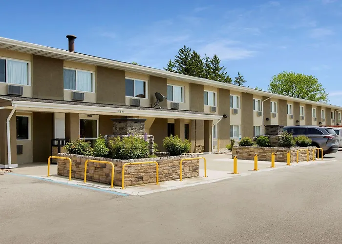Rodeway Inn & Suites Grand Rapids Southeast