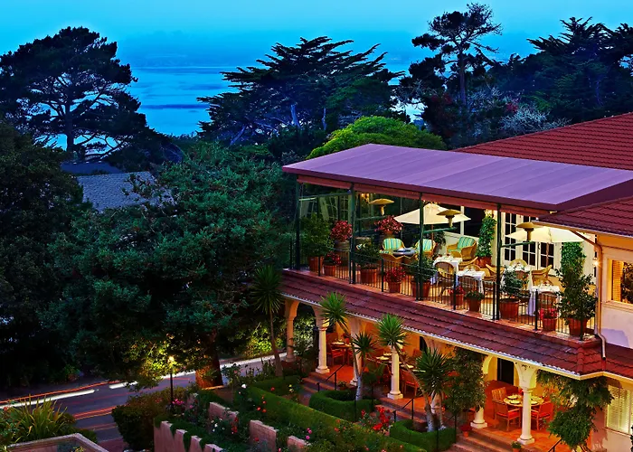 La Playa Hotel