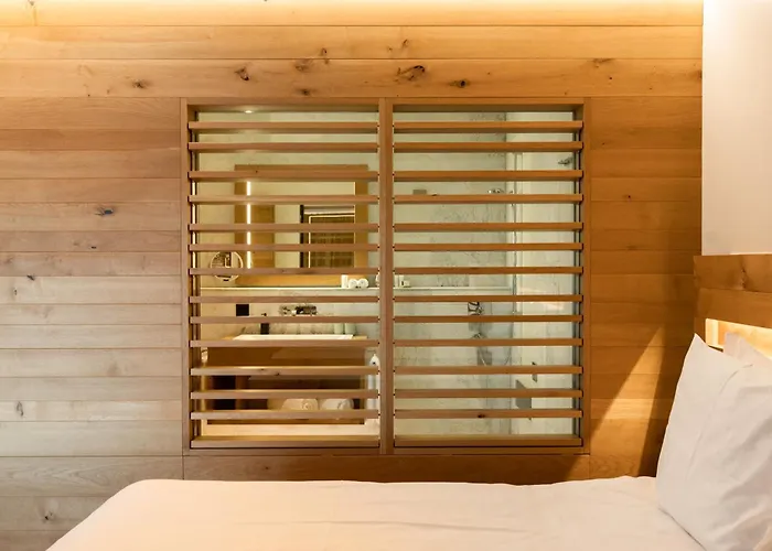 Chetzeron Mountain Boutique Hotel