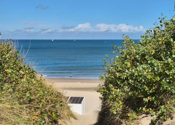 Zeeenmeer Stijlvol Ruim Vakantiehuis Vlakbij Strand Zeeland