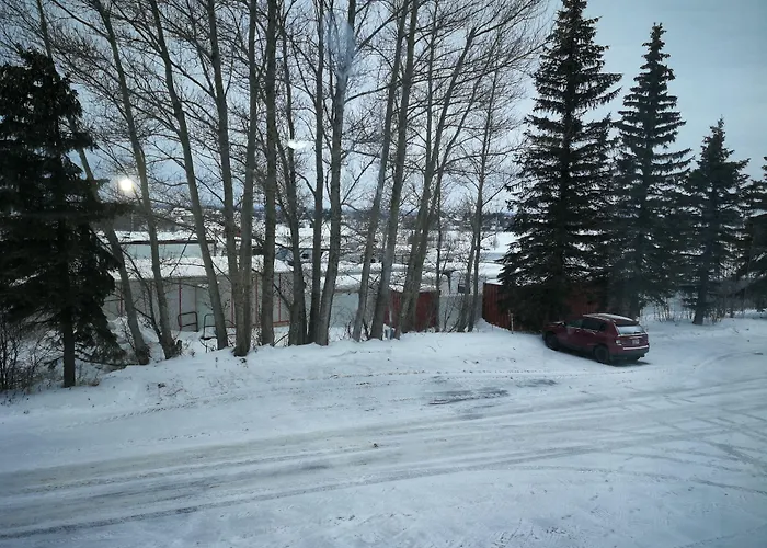 Super 8 By Wyndham Timmins On