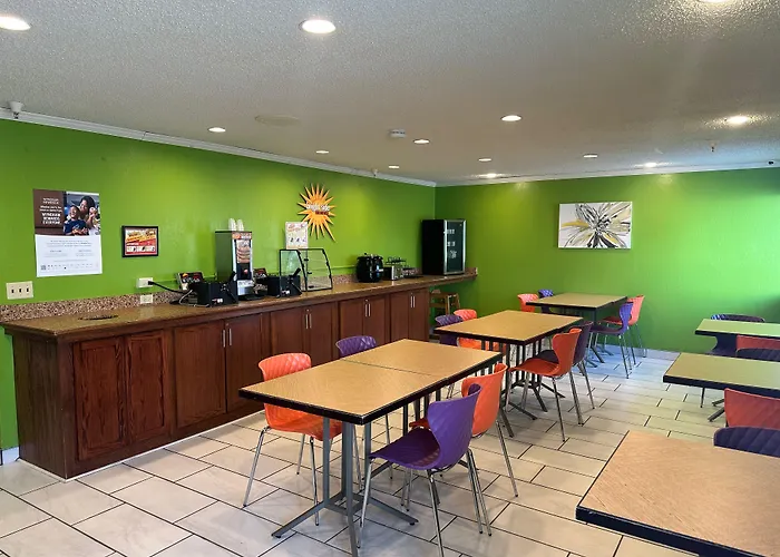 La Quinta Inn By Wyndham Omaha Southwest